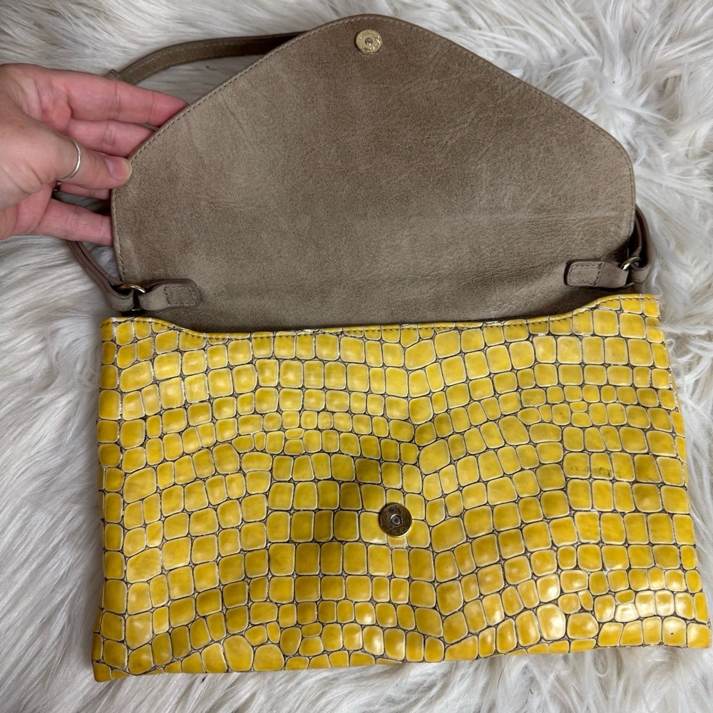 GiGi New York Handbag Handcrafted Womens Yellow Python Leather Bag - Picture 4 of 12